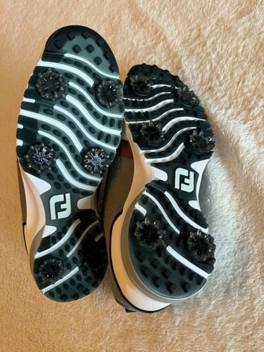 FootJoy Men's Contour Fit Golf Shoes White, Gray and Burgundy size 9M